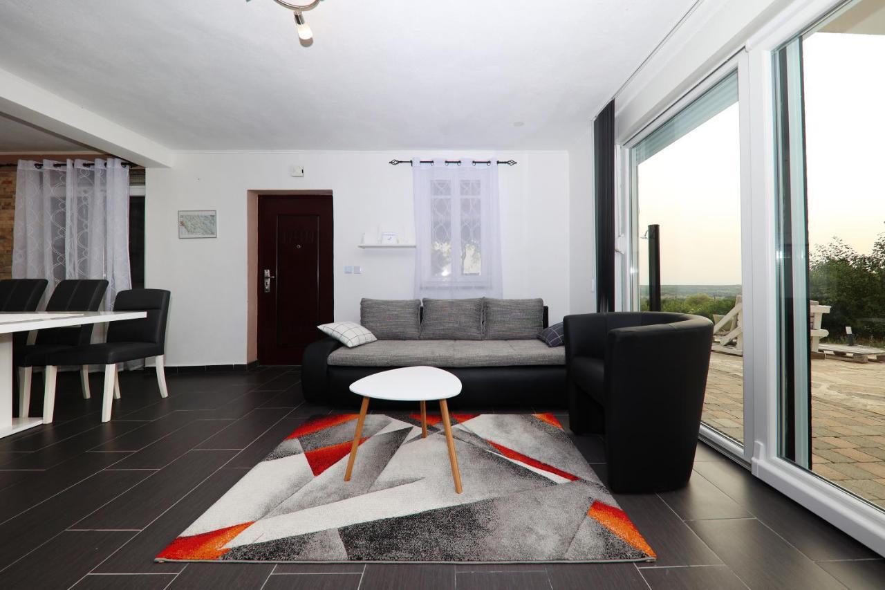 Country House Korlat Benkovac Bagian luar foto