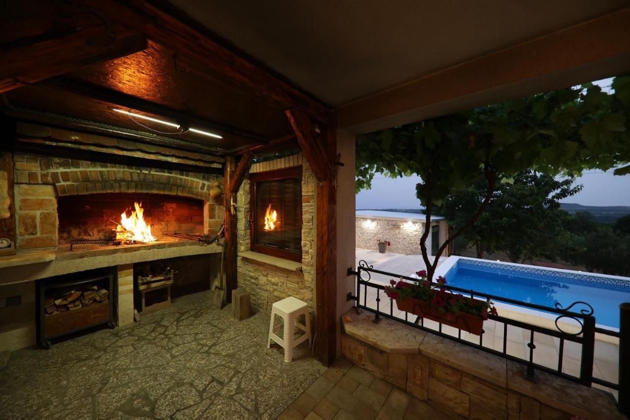Country House Korlat Benkovac Bagian luar foto