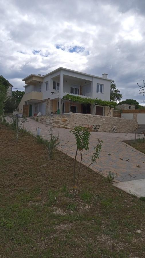 Country House Korlat Benkovac Bagian luar foto